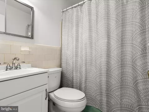6908 Elbrook Rd, Lanham, MD 20706 photo 22
