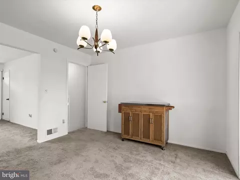 6908 Elbrook Rd, Lanham, MD 20706 photo 9
