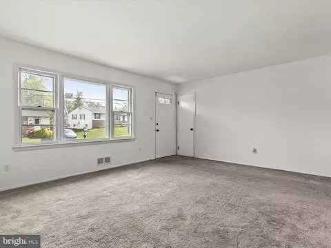 6908 Elbrook Rd, Lanham, MD 20706 photo 6