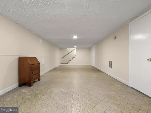 6908 Elbrook Rd, Lanham, MD 20706 photo 27