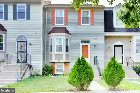 29 Joyceton Way NE, Marlboro, MD 20774