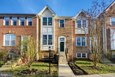 9813 Tulip Tree Dr, Bowie, MD 20721