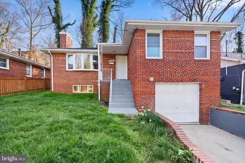 3301 28th Pkwy, Temple Hills, MD 20748