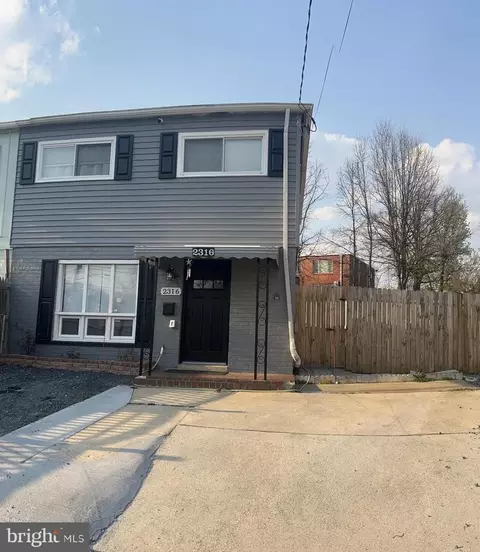 2316 Columbia Pl, Hyattsville, MD 20785