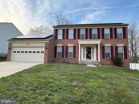 803 Chatsworth Dr, Accokeek, MD 20607