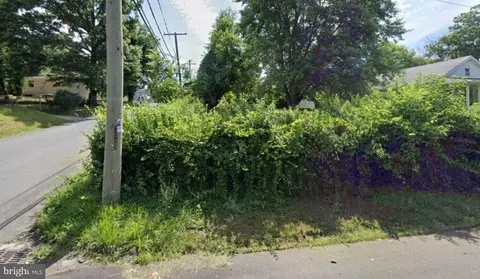 3917 Byers St, Capitol Heights, MD 20743