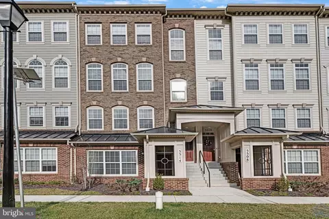 5514 Lanteen St, Lanham, MD 20706