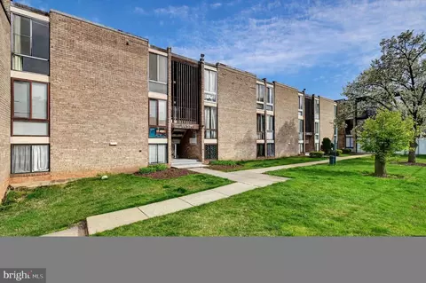 8657 Greenbelt Rd #201, Greenbelt, MD 20770