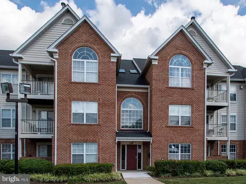 6700 Saint Ignatius Dr #103, Fort Washington, MD 20744