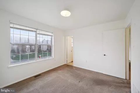 Bedroom - 8105 Johnsam Rd, Clinton, MD 20735 photo 2 of 4