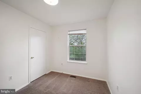 Bedroom - 8105 Johnsam Rd, Clinton, MD 20735 photo 3 of 4