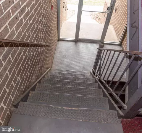 7969 Riggs Rd #7, Hyattsville, MD 20783 | 29 Photos - Movoto