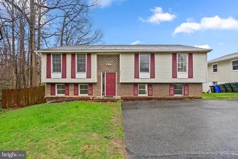 8702 36th Ave, College Park, MD 20740