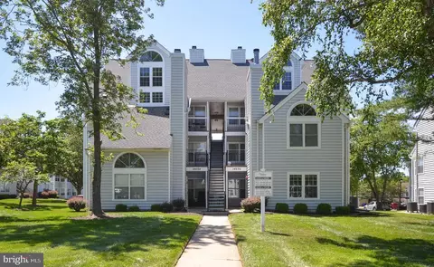 14036 Vista Dr #100, Laurel, MD 20707
