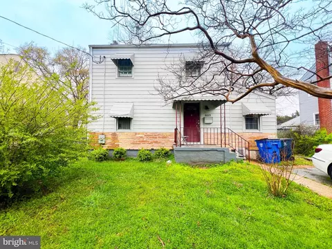 4005 70th Ave, Hyattsville, MD 20784