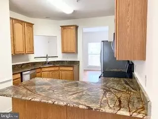 Kitchen - 7009 Chadds Ford Dr, Brandywine, MD 20613 photo 2 of 3