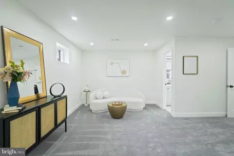 Bath - 9607 Franklin Ave, Lanham, MD 20706 photo 1 of 6