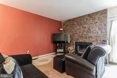 Living - 10509 Storch Dr, Lanham, MD 20706 photo 6 of 6