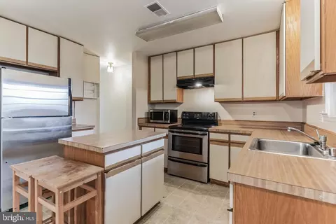Kitchen - 10509 Storch Dr, Lanham, MD 20706 photo 4 of 5