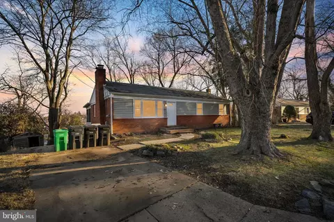 4112 Buck Creek Rd, Temple Hills, MD 20748