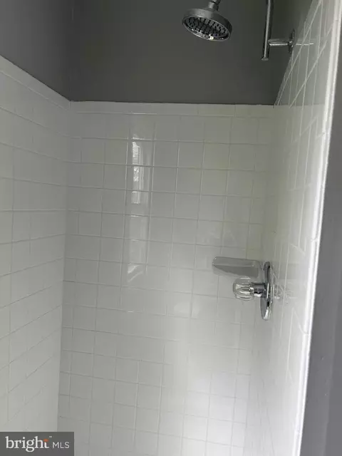 Bath - 7059 Palamar Ter, Lanham, MD 20706 photo 4 of 6