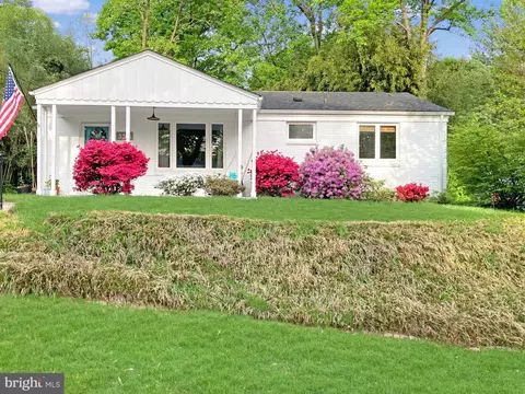 3316 Stanford St, Hyattsville, MD 20783