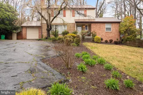 7308 Riverdale Rd, Lanham, MD 20706