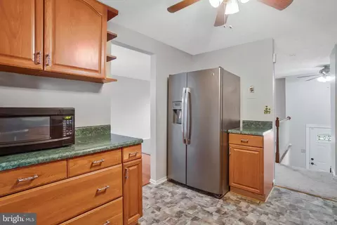 Kitchen - 5705 Skye Dr, Clinton, MD 20735 photo 2 of 5