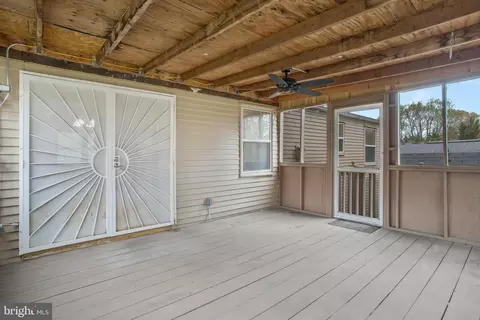 Exterior - 5705 Skye Dr, Clinton, MD 20735 photo 3 of 6