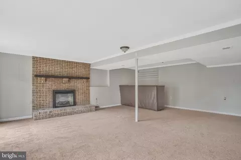 Living - 5705 Skye Dr, Clinton, MD 20735 photo 2 of 3