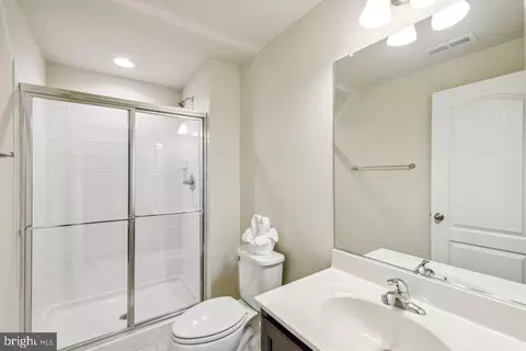 Bath - 8010 Hubble Dr, Lanham, MD 20706 photo 6 of 6
