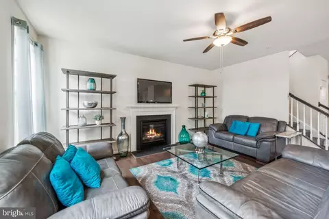 Living - 8010 Hubble Dr, Lanham, MD 20706 photo 1 of 5
