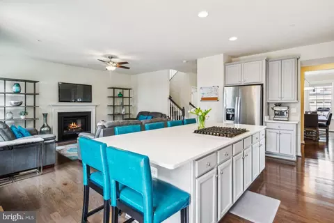 Kitchen - 8010 Hubble Dr, Lanham, MD 20706 photo 4 of 4