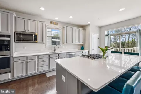 Kitchen - 8010 Hubble Dr, Lanham, MD 20706 photo 2 of 4