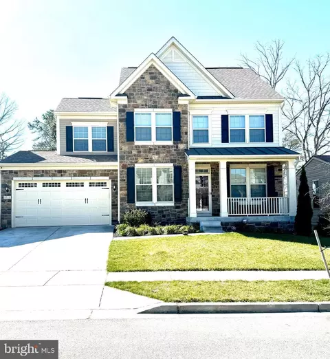 Exterior - 8010 Hubble Dr, Lanham, MD 20706 photo 7 of 7
