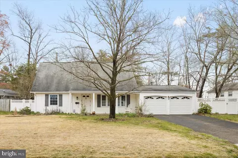 13016 Victoria Heights Dr, Bowie, MD 20715