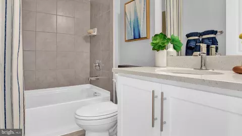 Bath - 8710 Cherrybark Rd, Clinton, MD 20735 photo 4 of 5