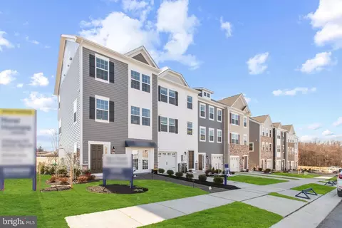 8719 Tavern St, Clinton, MD 20735
