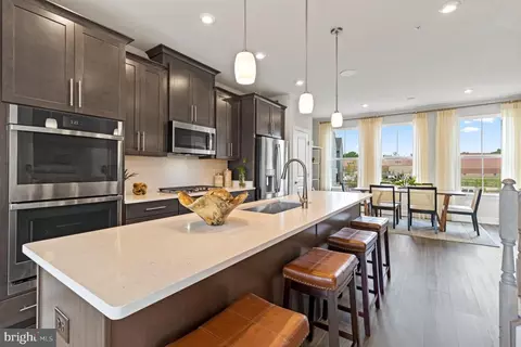 Kitchen - 6951 Gladebrook Rd, Brandywine, MD 20613 photo 1 of 3