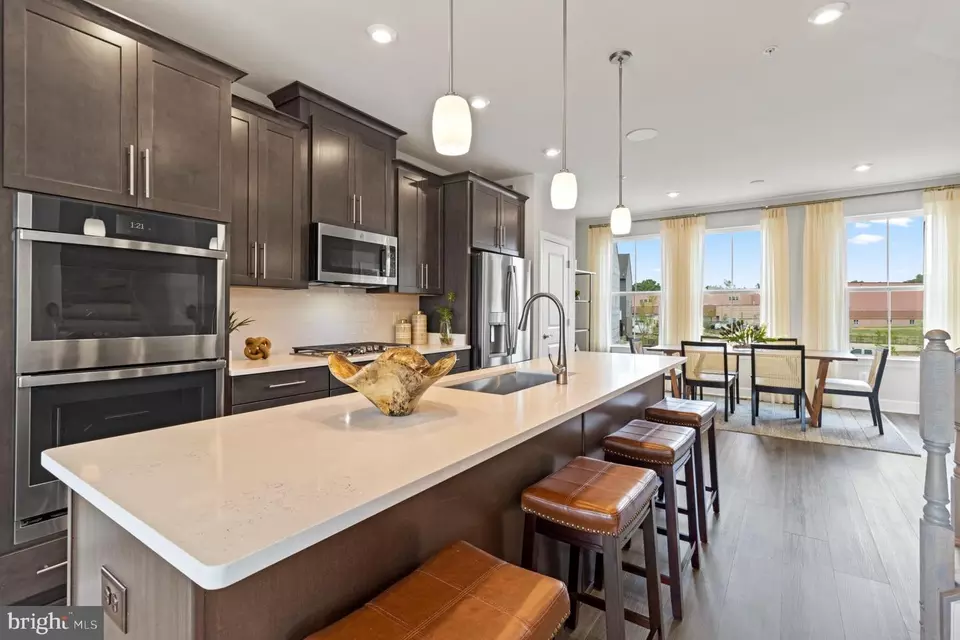 Kitchen - 6951 Gladebrook Rd, Brandywine, MD 20613 photo 1 of 3