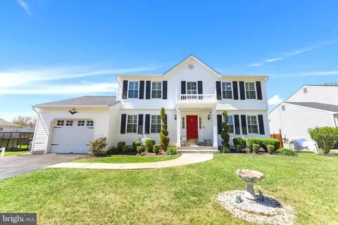 8102 Maxfield Dr, Clinton, MD 20735