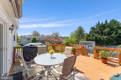 Exterior - 8102 Maxfield Dr, Clinton, MD 20735 photo 9 of 12