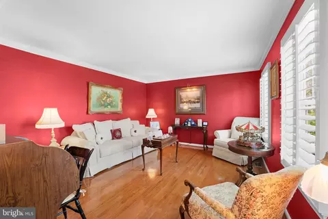 Living - 8102 Maxfield Dr, Clinton, MD 20735 photo 1 of 7