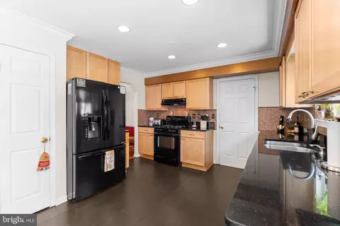 Kitchen - 8102 Maxfield Dr, Clinton, MD 20735 photo 2 of 6