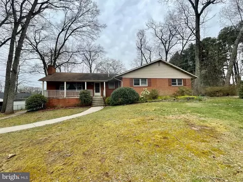 9101 Bridgewater St, College Park, MD 20740