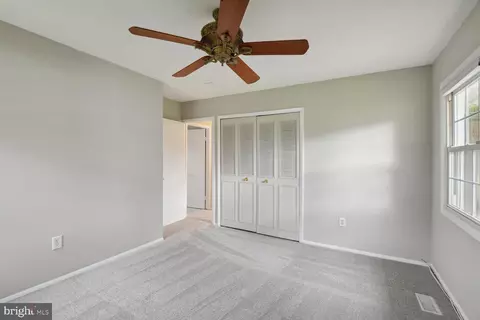 Bedroom - 16110 Pointer Ridge Dr, Bowie, MD 20716 photo 4 of 4