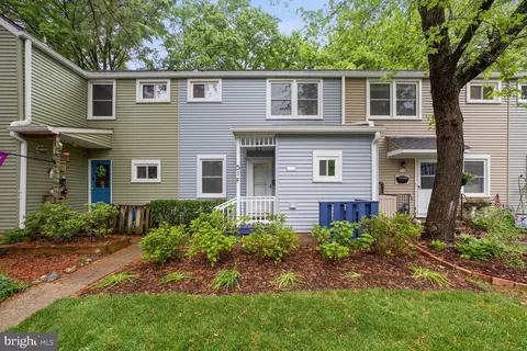 51 F Ridge Rd, Greenbelt, MD 20770