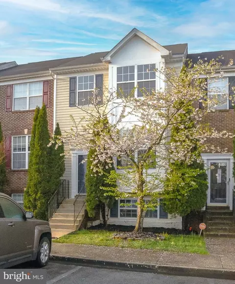 7604 Oakpost Ct, Marlboro, MD 20772