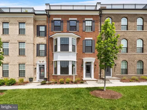 609 Leigh Way, Oxon Hill, MD 20745