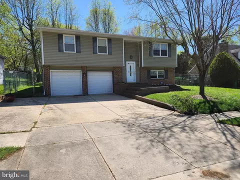 10110 Queen Elizabeth Dr, Marlboro, MD 20772